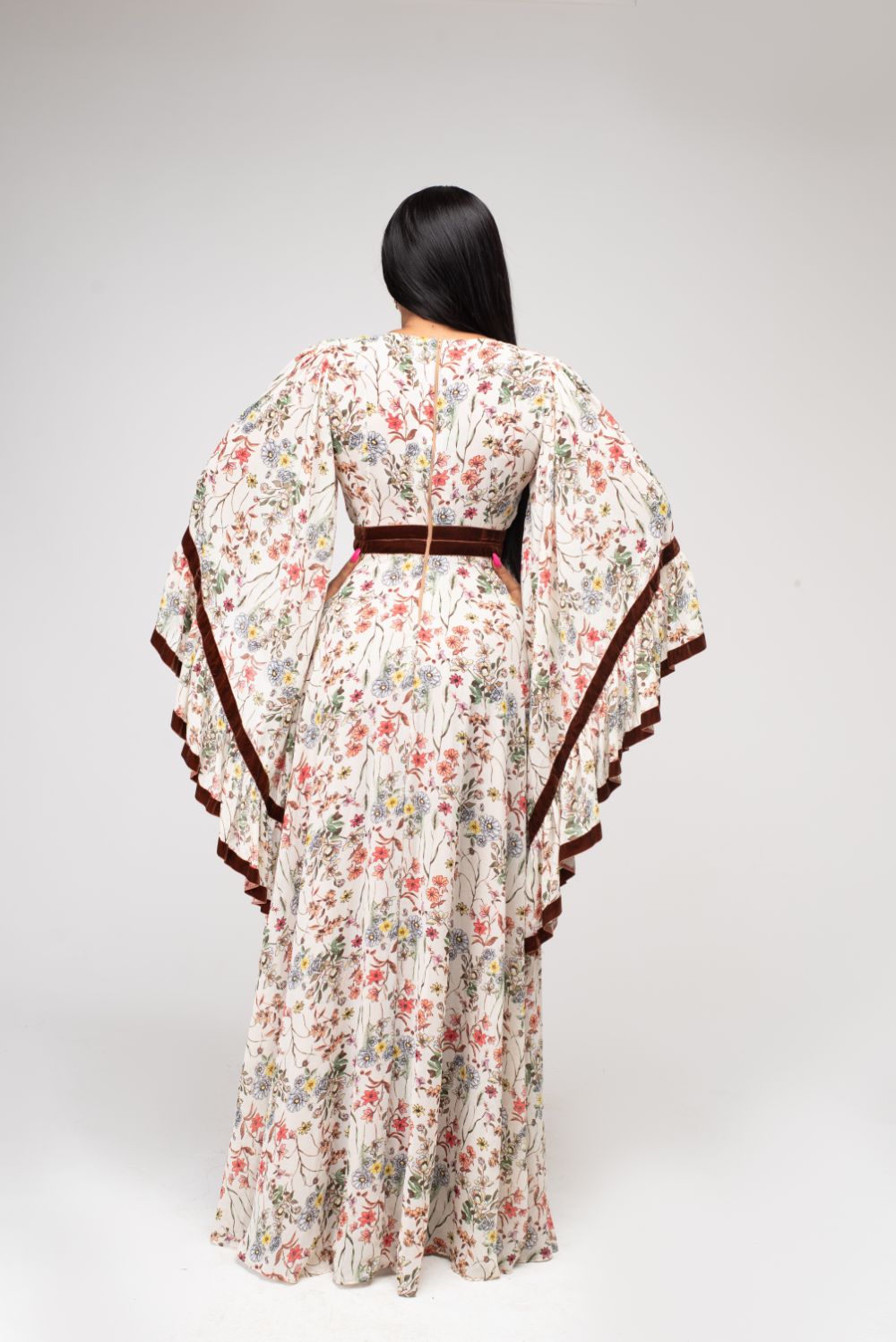 Eleganté Long Dress - Image 5