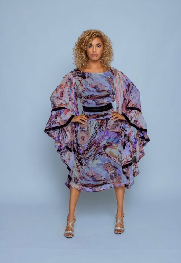 Eleganté Midi Dress - Image 4
