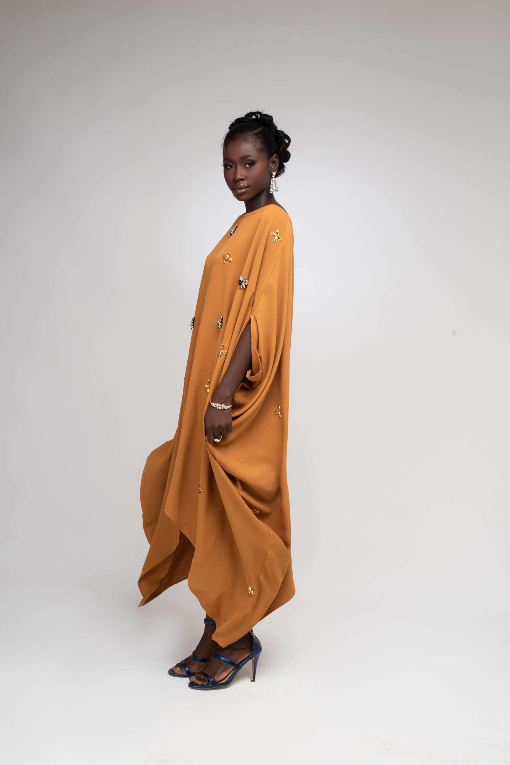 Saphire Midi Kaftan - Image 2